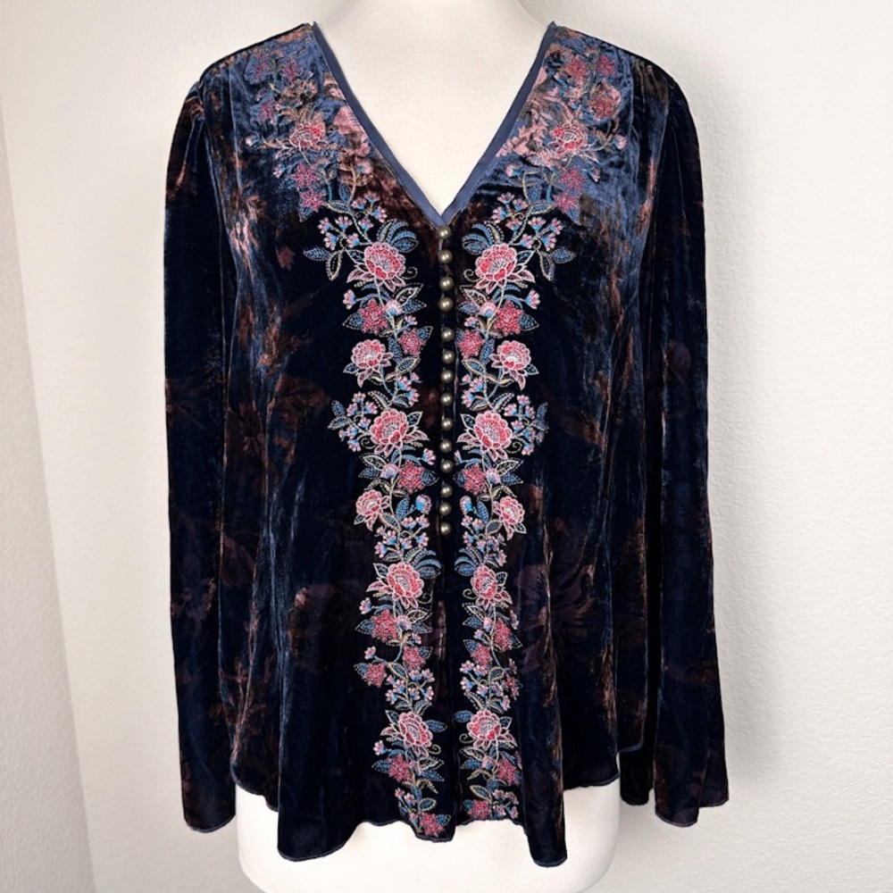 Sundance Embroidered Velvet Traditions Long Sleeve V Neck Top Petite Small